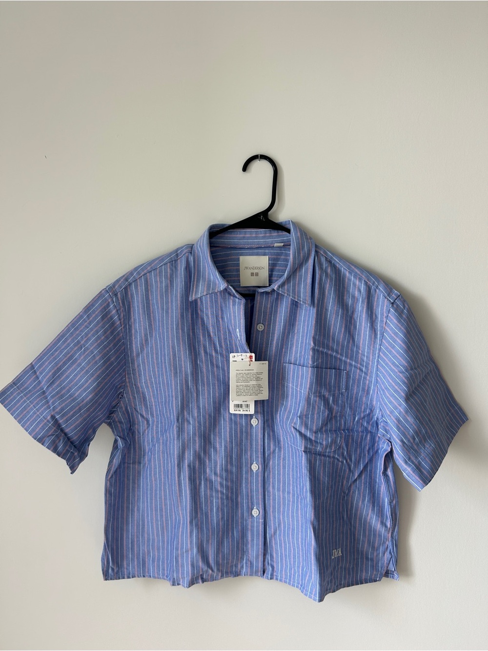 Uniqlo Blue and White Vertical-Striped Short Sleeve Button Shirt